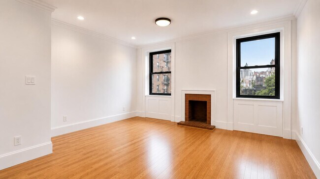 Foto del edificio - 310 W 97th St