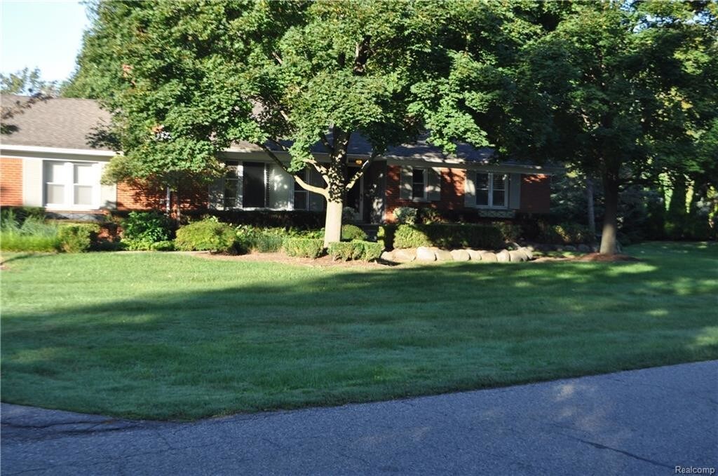 Primary Photo - 3925 Mt Vernon Dr