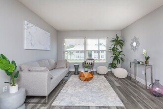 Building Photo - Armature Park Apartments