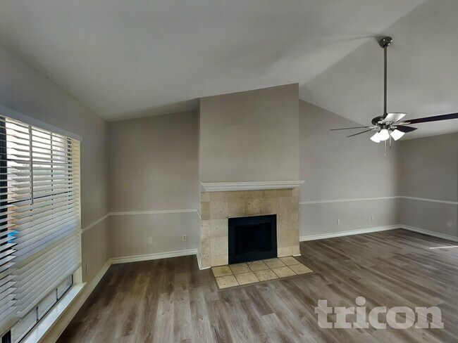 Building Photo - 6704 Dandelion Dr