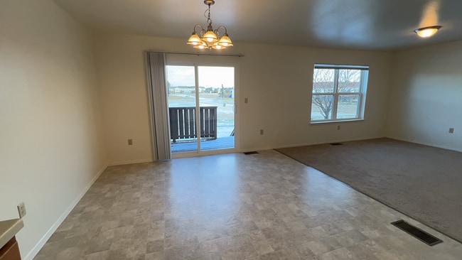 Building Photo - 1143 Tallent Ct