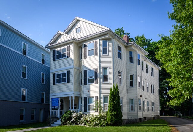 Building Photo - 13 Beaver St