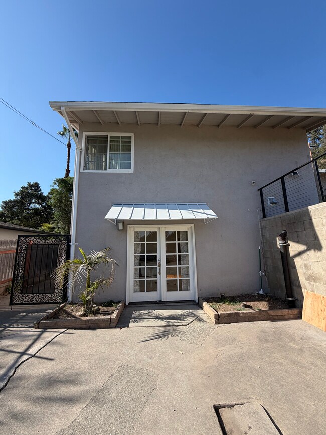 Foto del edificio - 2341 Oak Park Rd