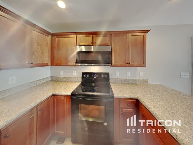 Foto del edificio - 927 Canyon Creek Dr