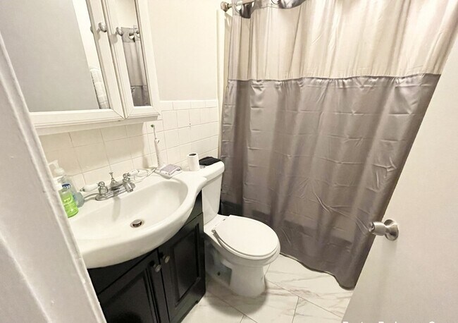 Foto del edificio - 90 Hammond St