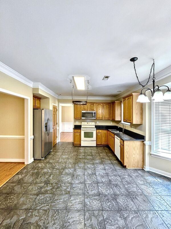 Foto del edificio - 6630 Glen Ridge Ct