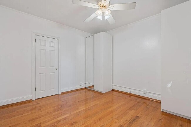 Foto del edificio - 85-11 Lefferts Blvd