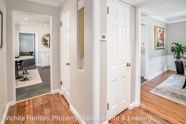 Foto del edificio - 3 br, 3.5 bath House - 8 S. Colonial Court