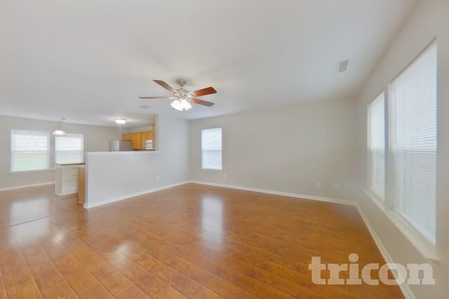 Building Photo - 501 Sawtooth Oak Drive
