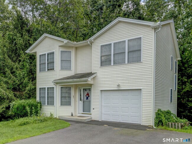 Building Photo - 47 Tunxis St