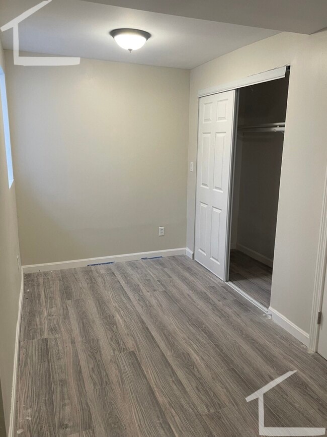 Building Photo - 10 Oakland Ter
