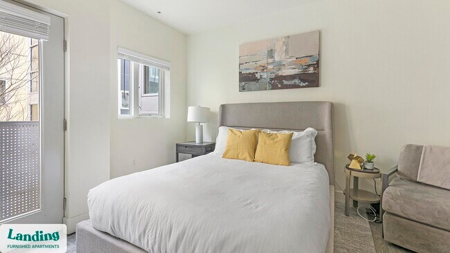 Building Photo - 1430 NW Pettygrove St