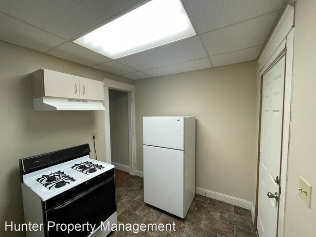Building Photo - 1 br, 1 bath House - 1035 W Walnut St