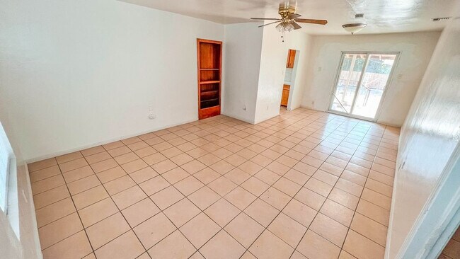 Building Photo - 3307 Culver St