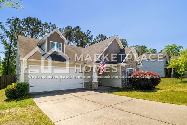 Foto del edificio - 2467 Newbury Ave