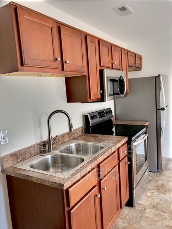 Foto del edificio - 1200 Hemingway Chapel Rd