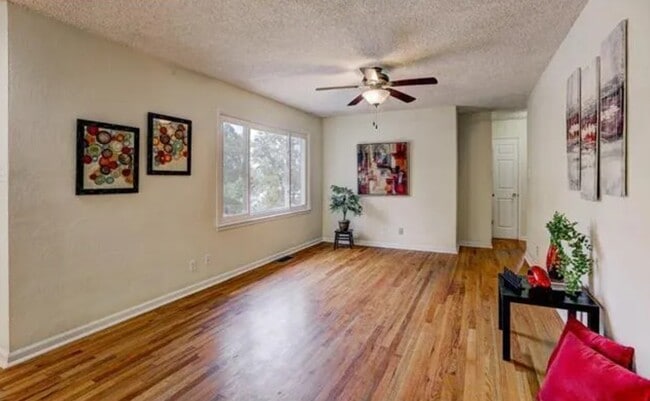 Building Photo - 1441 Swope Ave
