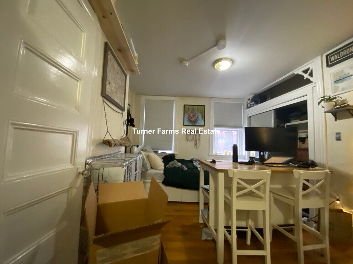 Foto principal - 71 Revere St