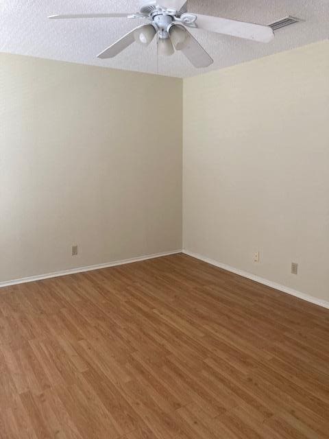 Foto del edificio - 3115 Helms St