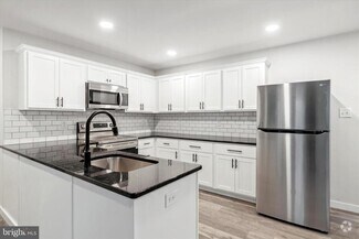 Building Photo - 908 E Baltimore Pike