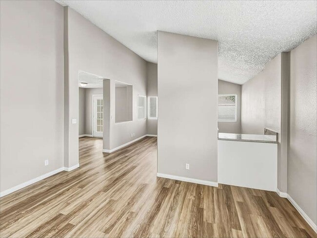 Building Photo - 3301 Hyannis Cir