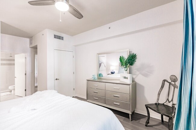 Interior Photo - Aviah Flagler Village