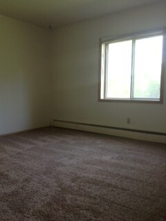 Living space - 500 E Thomas St