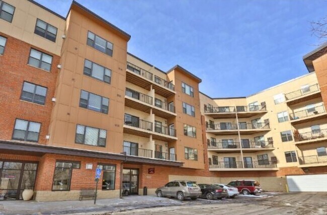 Building Photo - 1155 Ford Road