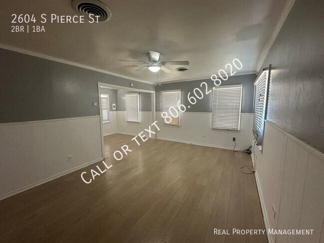 Foto del edificio - 2 bed 1 bath home! Convenient location