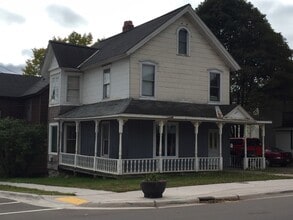 Building Photo - 600 Quincy St