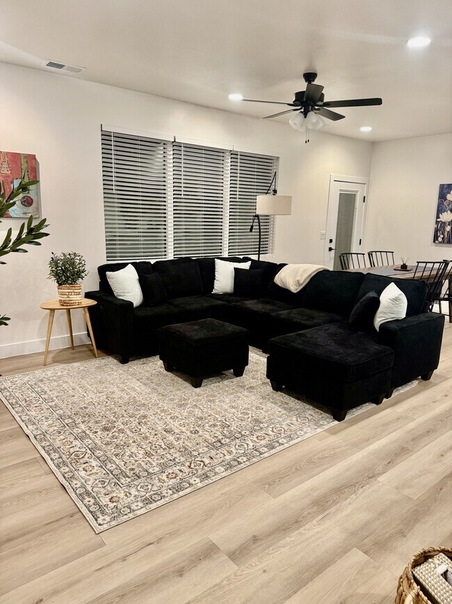 Foto del edificio - 4160 E 4160 S