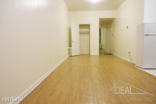 Primary Photo - 176 Nevins St
