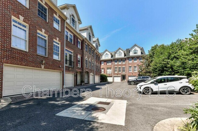 Foto del edificio - 1114-A N Stafford St