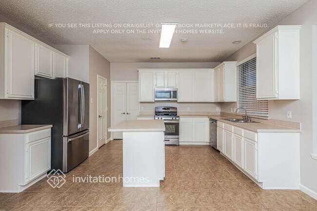 Building Photo - 10313 Napa Valley Dr