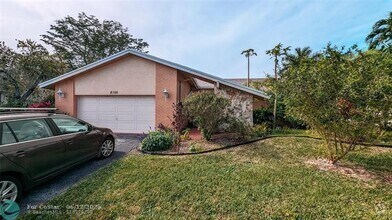 Building Photo - 8105 Nutmeg Way