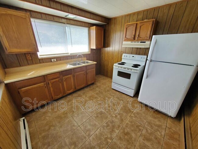 Building Photo - 9121 US-40