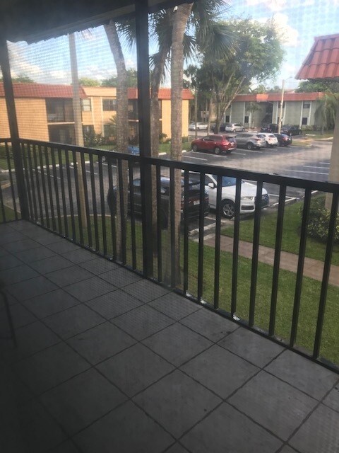 Building Photo - 9710 Hammocks Blvd