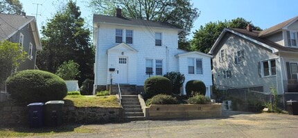 Building Photo - 311 Cambridge St