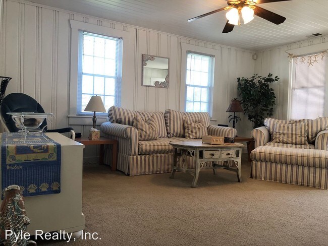 Building Photo - 2 br, 1 bath Apartment - 1300 Cypress Avenue