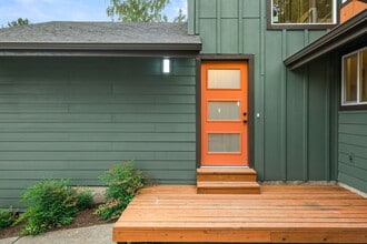Building Photo - 8027 SW 103rd Ave