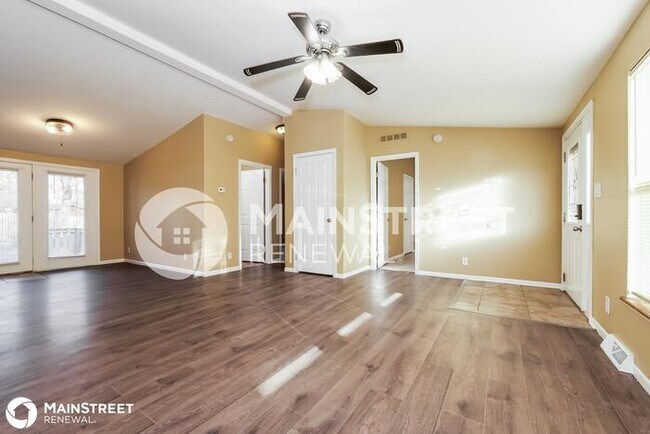 Building Photo - 1709 Lexington Rd, Pleasant Hill, MO 64080