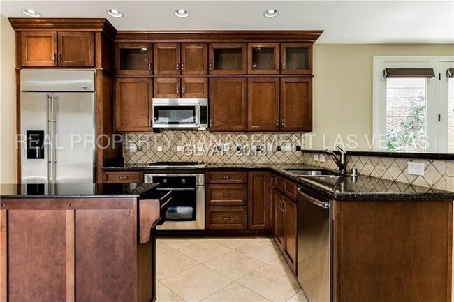 Building Photo - GORGEOUS LAKE LAS VEGAS HOME WITH CASITA!
