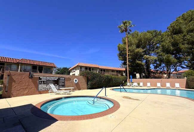 Building Photo - AVAILABLE NOW !! 1 Bedroom 1 Bathroom *Upp...
