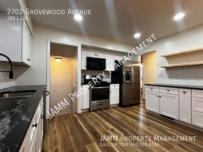 Building Photo - Parma: 3 Bedrooms, 1 Bathroom Gorgeous Ran...