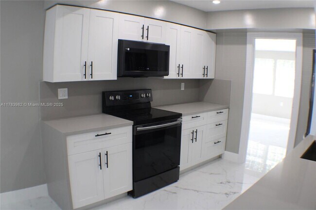Foto del edificio - 515 S 61st Terrace