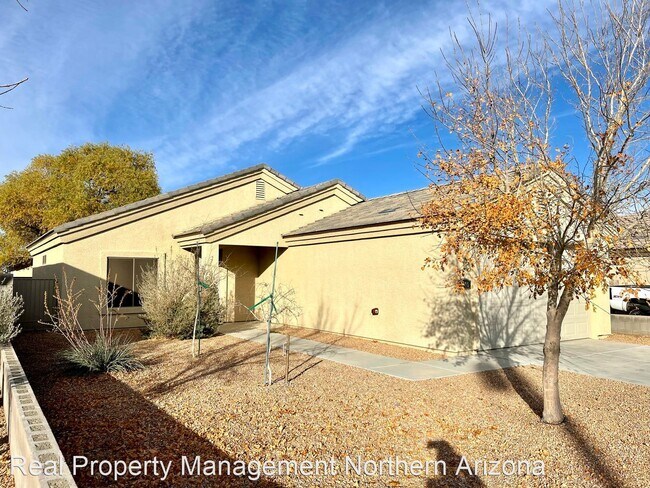 Foto del edificio - 3 br, 2 bath House - 3695 N. Adams St.