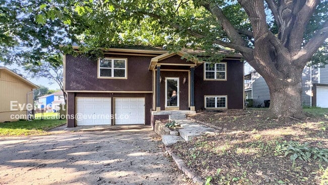 Building Photo - 1609 W 26th St