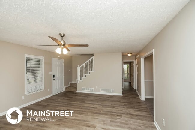 Building Photo - 133 Oak Landing Cir