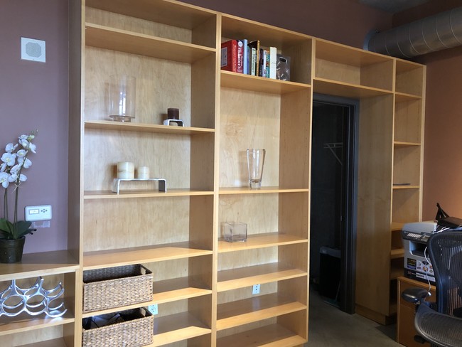 Built in bookshelf - 1030 NW 12th Ave