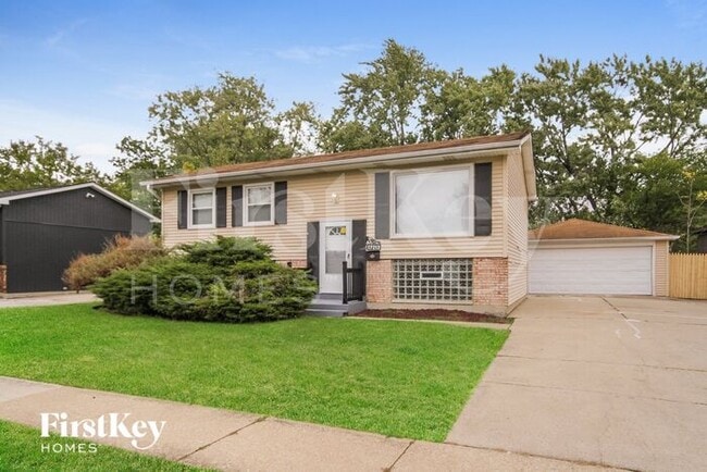 Foto del edificio - 17213 Springtide Ln